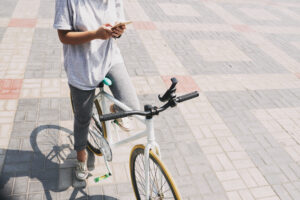 Bicicleta-de-alquiler-en-la-calle-Gran-Canaria-bici