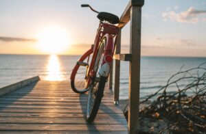 Bicis de alquiler en la calle Gran Canaria - muelle